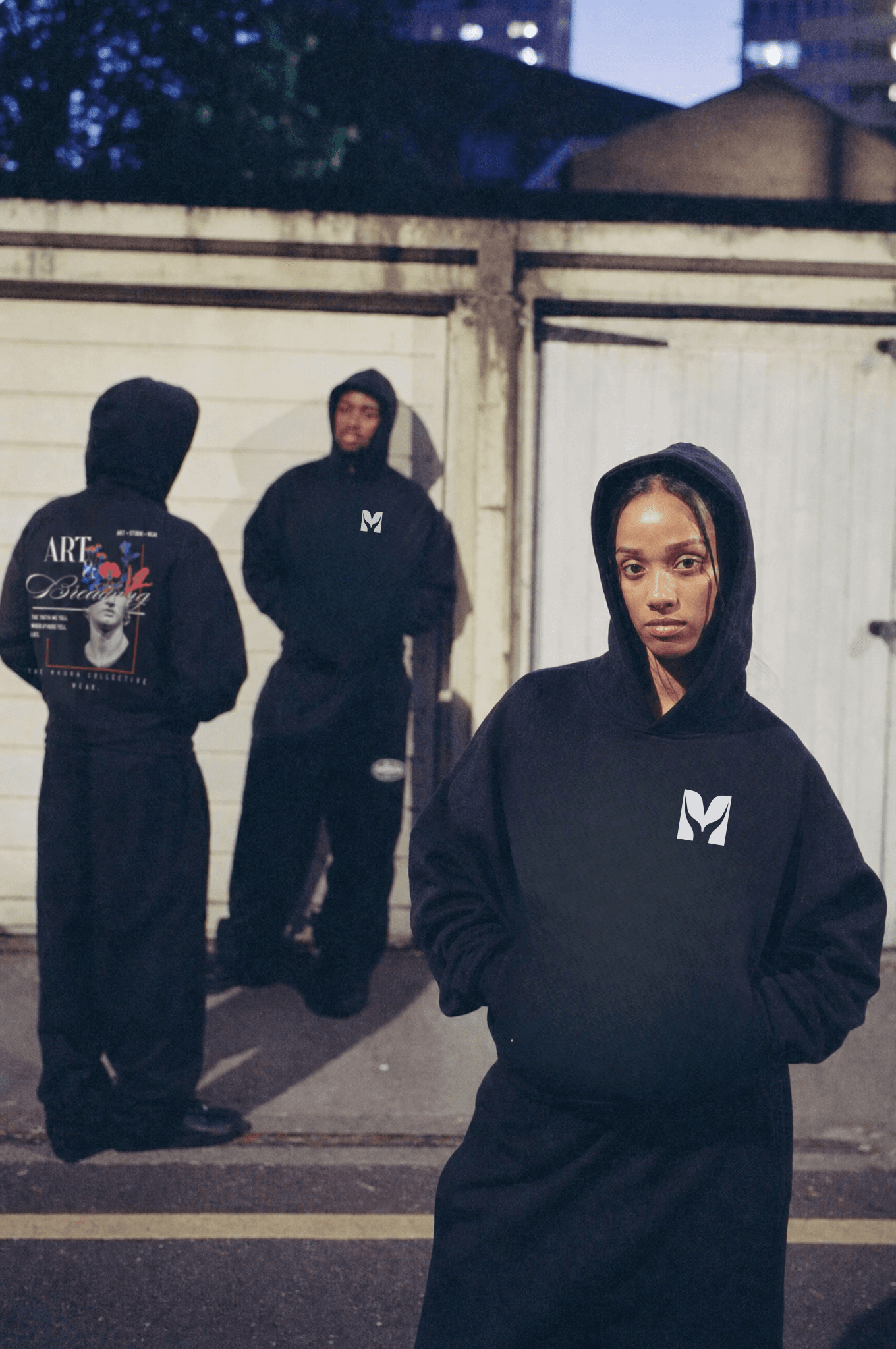 ART & BREATHING HOODIE - Worn on the street